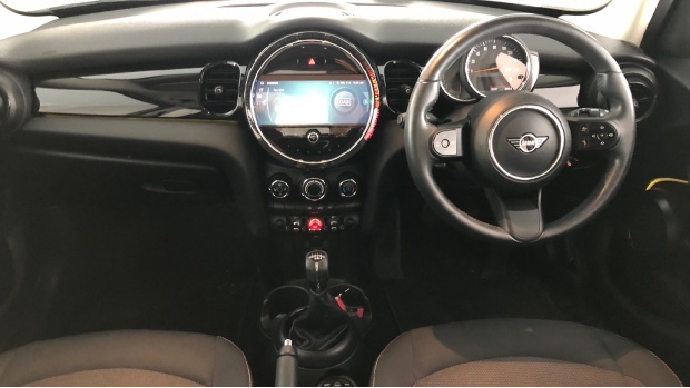 Mini Hatch Cooper Classic Euro 6 WP22RPO White #4