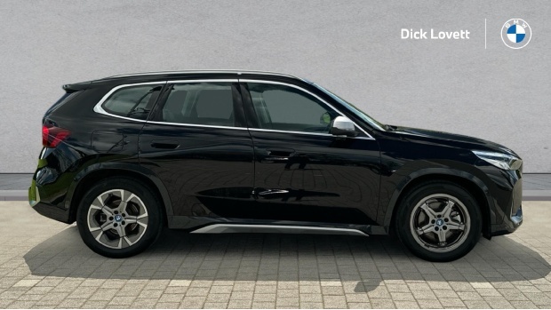 BMW iX1 30 66.5Kwh Xline Xdrive 11Kw Charger GF24HHU Black #3