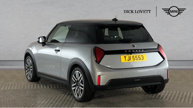 Mini Hatch 1.5C Classic Steptronic Euro 6 VA24LKP Silver #2