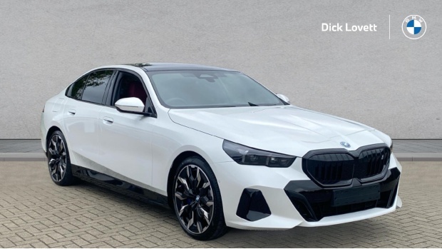 BMW i5 40 83.9Kwh M Sport Pro Edrive 22Kw Charger White