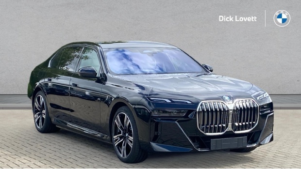 BMW i7 50 105.7Kwh M Sport Edrive Blue
