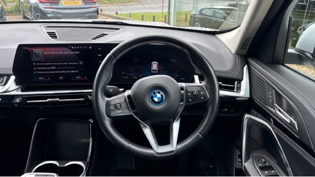 BMW iX1 30 66.5Kwh Xline Xdrive 11Kw Charger NL23YCV White #5