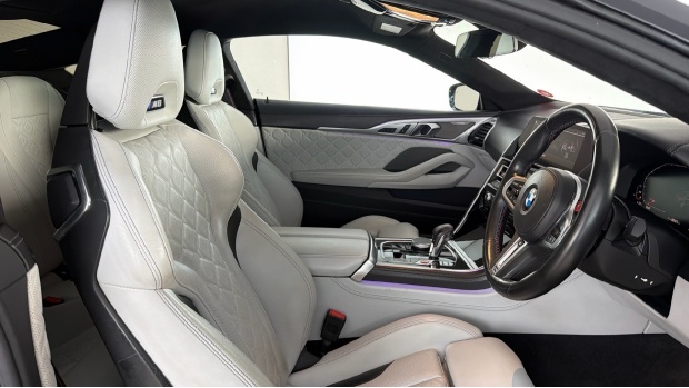 BMW M8 White White #11