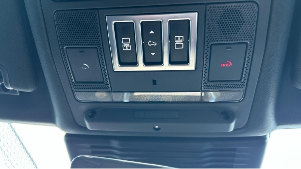Land Rover Discovery Suv Black #29
