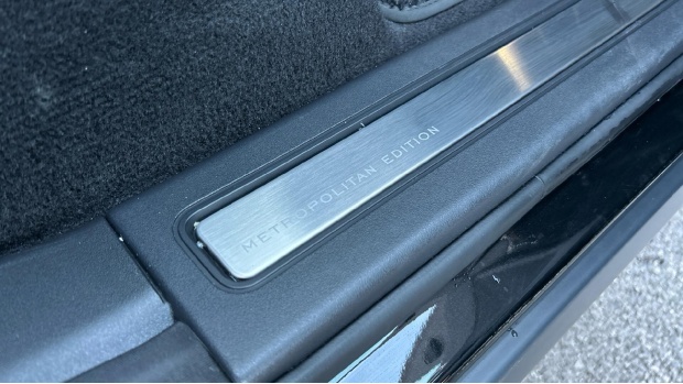 Land Rover Discovery Suv Black #23
