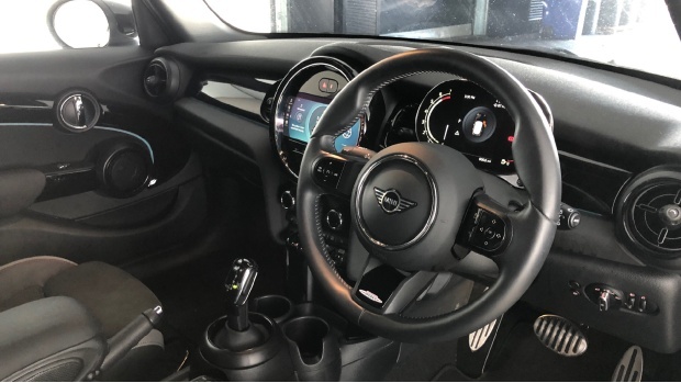 Mini Hatch Cooper Sport Steptronic Euro 6 VE23LWC Grey #6