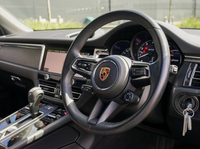 Porsche Macan V6 Gts Pdk 4Wd Euro 6 5-Door CN74VJM Black #4