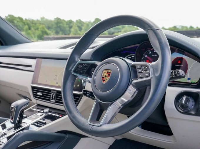 Porsche Cayenne V6 Platinum Edition Tiptronics Euro 6 LL23EFW Blue #4