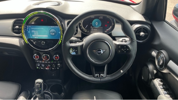 Mini Hatch Cooper Exclusive Steptronic Euro 6 WN21ZTH Red #5