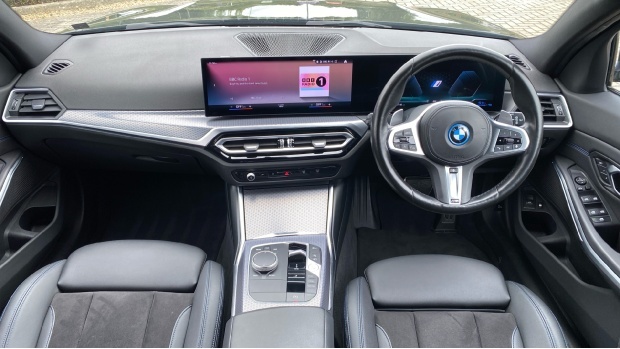 BMW 3 Series 330E 12Kwh M Sport Touring Euro 6 AK23FNA Blue #4