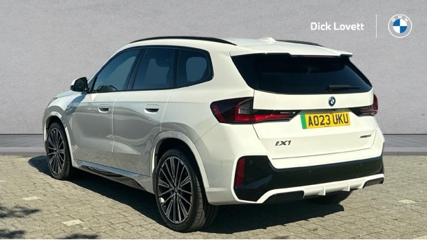 BMW iX1 30 66.5Kwh M Sport Xdrive 11Kw Charger AO23UKU White #2