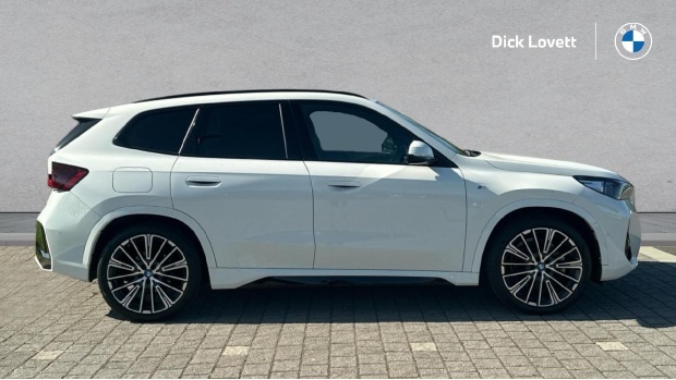BMW iX1 30 66.5Kwh M Sport Xdrive 11Kw Charger AO23UKU White #3