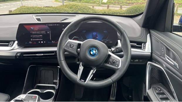 BMW iX1 20 66.5Kwh M Sport Edrive 11Kw Charger YH75NXR Blue #5