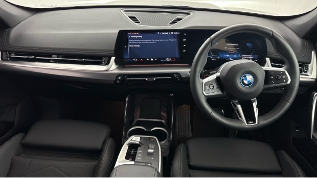 BMW iX1 20 66.5Kwh M Sport Edrive 11Kw Charger Blue #4