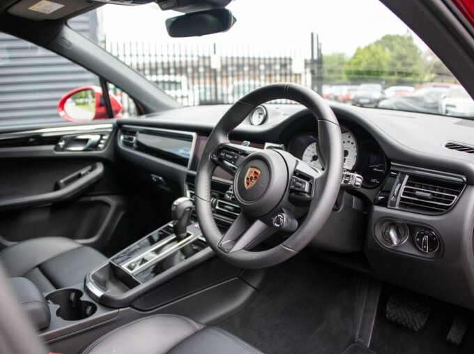 Porsche Macan V6 S Pdk 4Wd Euro 6 5-Door Red #4