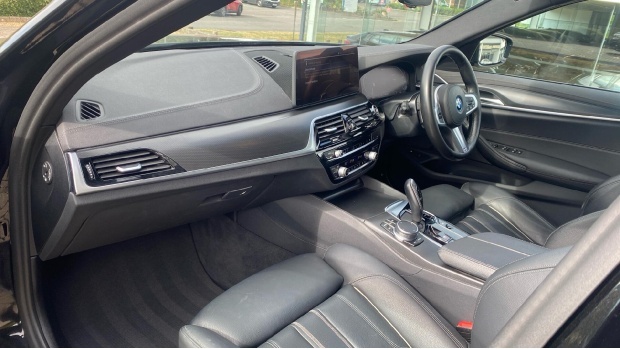 BMW 5 Series 530E M Sport Tech Pack Grey #7