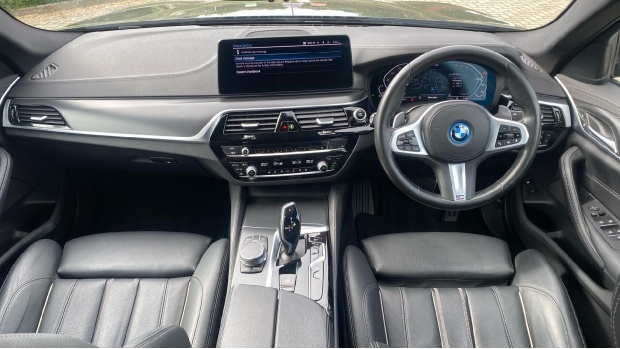 BMW 5 Series 2.0 530E 12Kwh M Sport Steptronic Euro 6 4-Door Blue #4