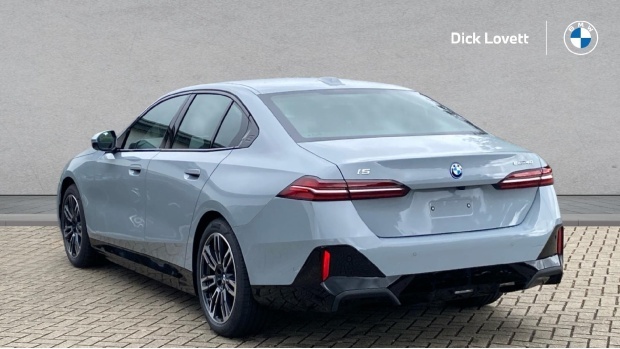 BMW i5 40 83.9Kwh M Sport Edrive 11Kw Charger Grey #2