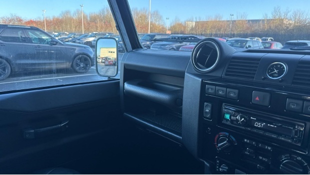 Land Rover Defender 90 Suv Green #20