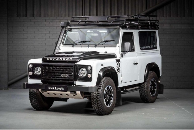 Land Rover Defender 90 Suv Green #10