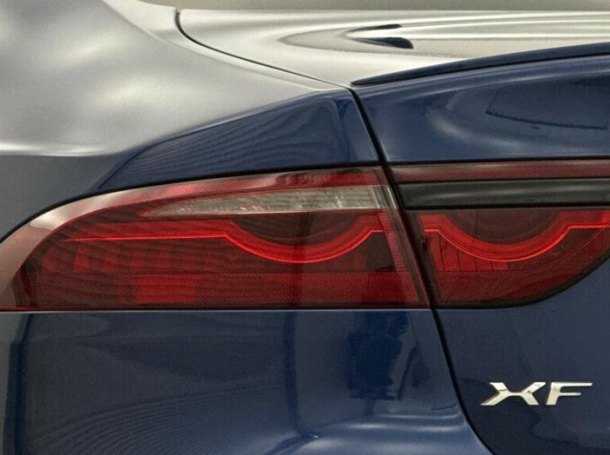 Jaguar XF Portfolio Blue #10