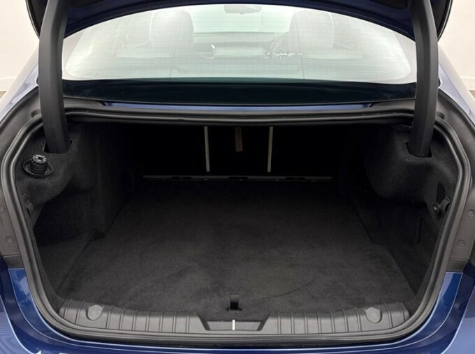 Jaguar XF Portfolio Blue #15