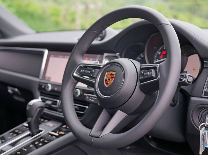 Porsche Macan Macan Suv  #4