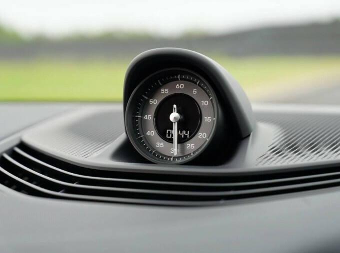Porsche Taycan Taycan Limousine Grey #5