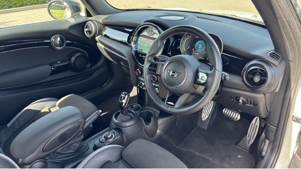 Mini Hatch John Cooper Works Steptronic Euro 6 HD72KCO White #6