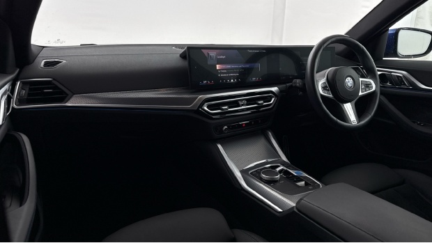BMW i4 35 70.2Kwh M Sport Edrive Blue #5