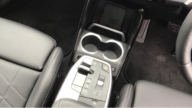 BMW iX1 Ix1 Edrive20 M Sport Blue #10