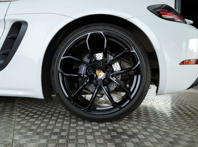 Porsche 718 Boxster 2.0T Style Edition Pdk Euro 6-Door White #4