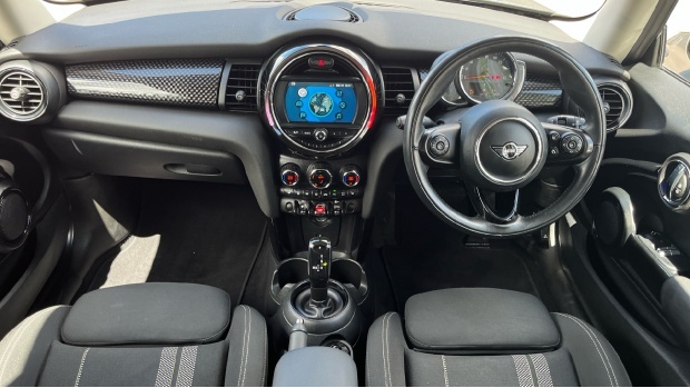 Mini Hatch Cooper S Classic Steptronic Euro 6 WV69CUX Silver #4