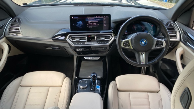 BMW iX3 80Kwh M Sport RO22KYP Blue #4
