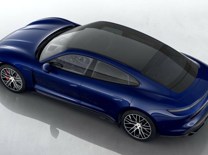 Porsche Taycan Performance Plus 93.4Kwh Gts 4Wd 4-Door 11Kw Blue #4