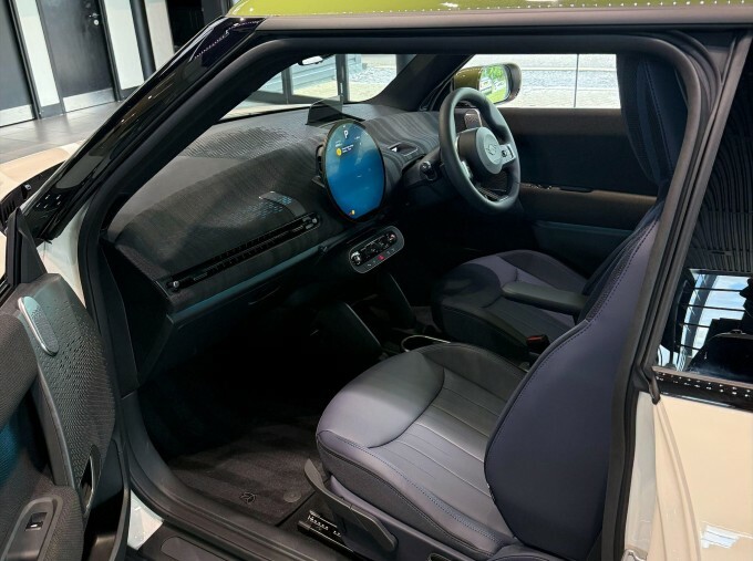 Mini Electric Se 54.2Kwh Paul Smith Edition 3-Door White #5