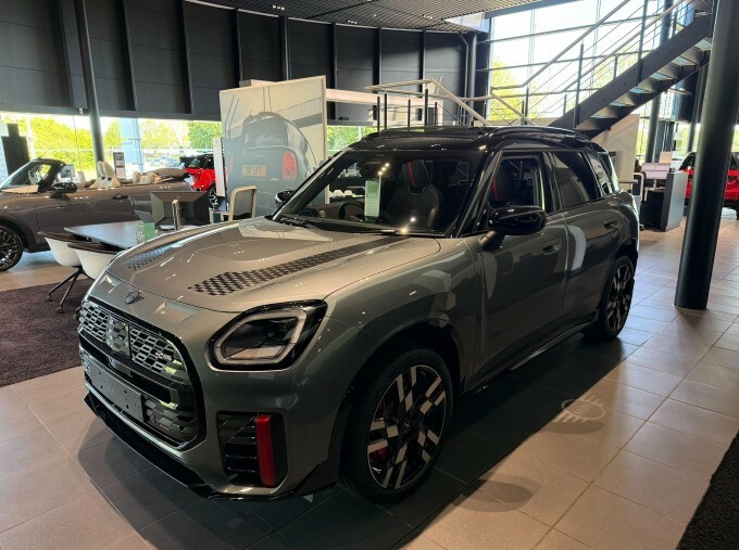 Mini Countryman 2.0 Mhev John Cooper Works Dct All4 Euro 6 5-Door Green #2