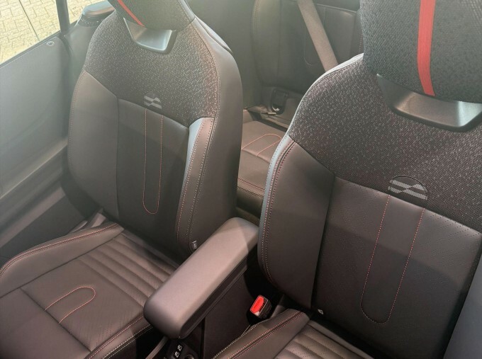 Mini Hatch 2.0C Sport Steptronic Euro 6-Door Black #5