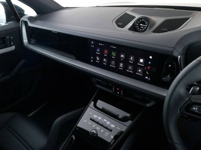 Porsche Cayenne E-hybrid Tiptronic S White #18