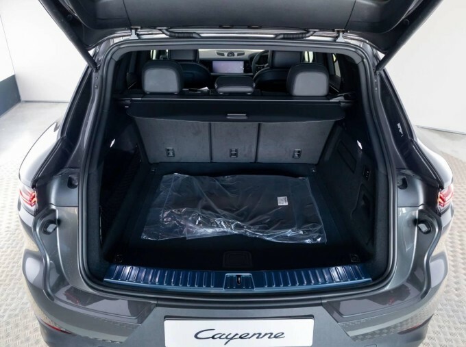 Porsche Cayenne E-hybrid Tiptronic S White #14