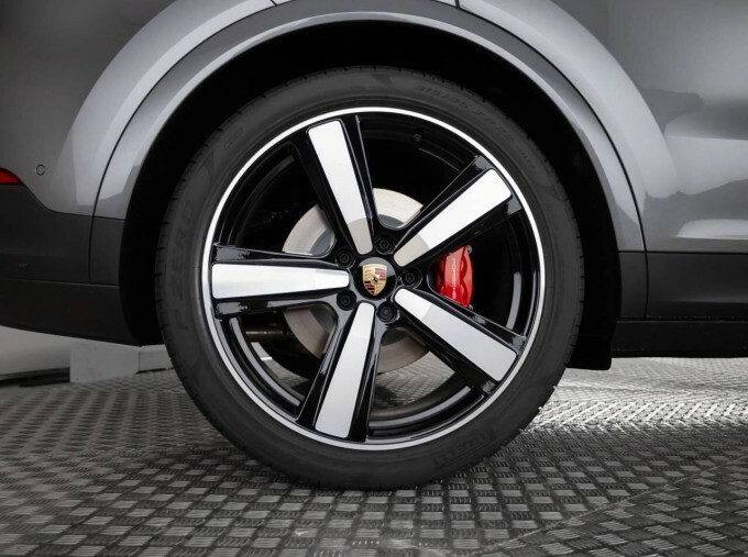Porsche Cayenne E-hybrid Tiptronic S White #35