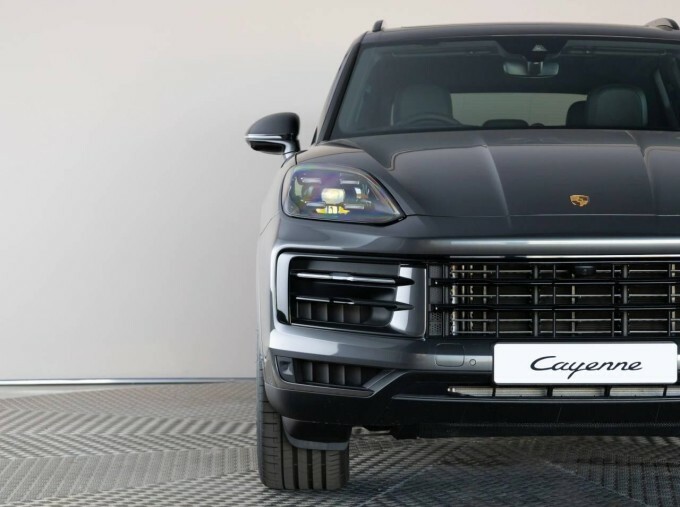 Porsche Cayenne E-hybrid Tiptronic S White #9