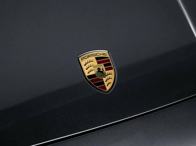 Porsche Cayenne E-hybrid Tiptronic S White #11
