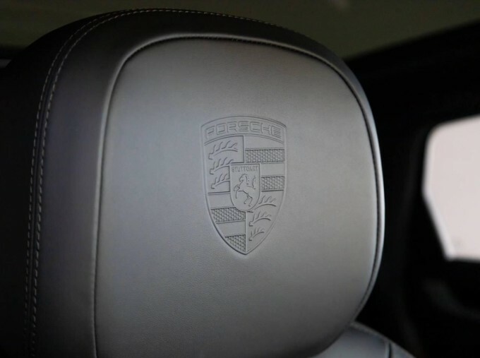 Porsche Cayenne E-hybrid Tiptronic S White #27