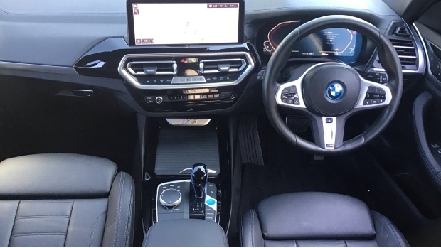 BMW iX3 80Kwh M Sport YG22XVW Black #4