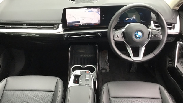 BMW iX1 30 66.5Kwh Xline Xdrive 5-Door 11Kw Charger White #5