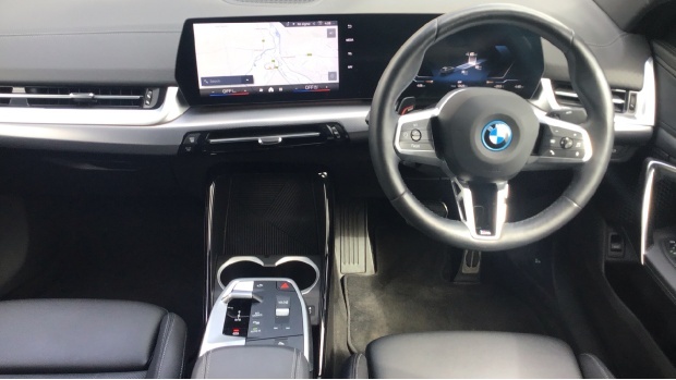 BMW iX2 30 66.5Kwh M Sport Xdrive 5-Door 11Kw Charge MM24VYZ #5