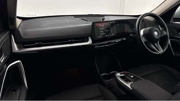 BMW iX1 30 66.5Kwh Xline Xdrive 5-Door 11Kw Charger Black #5