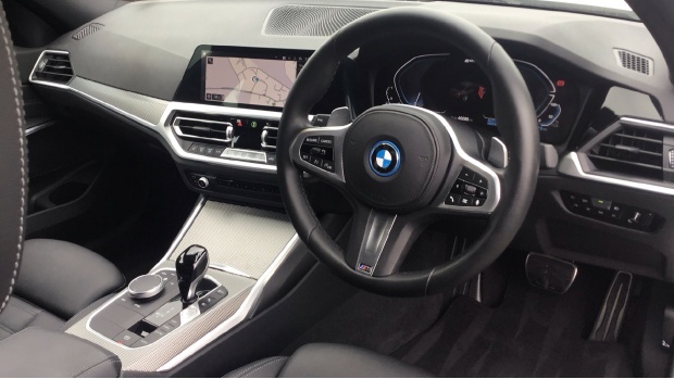 BMW 3 Series 330E 12Kwh M Sport Euro 6 LL22VTV White #6