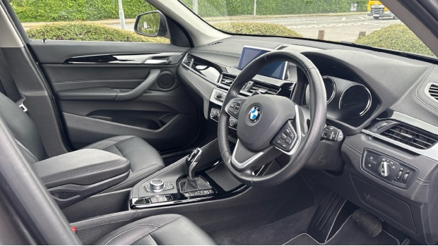 BMW X1 2.00I Xline Xdrive Euro 6 5-Door Grey #6